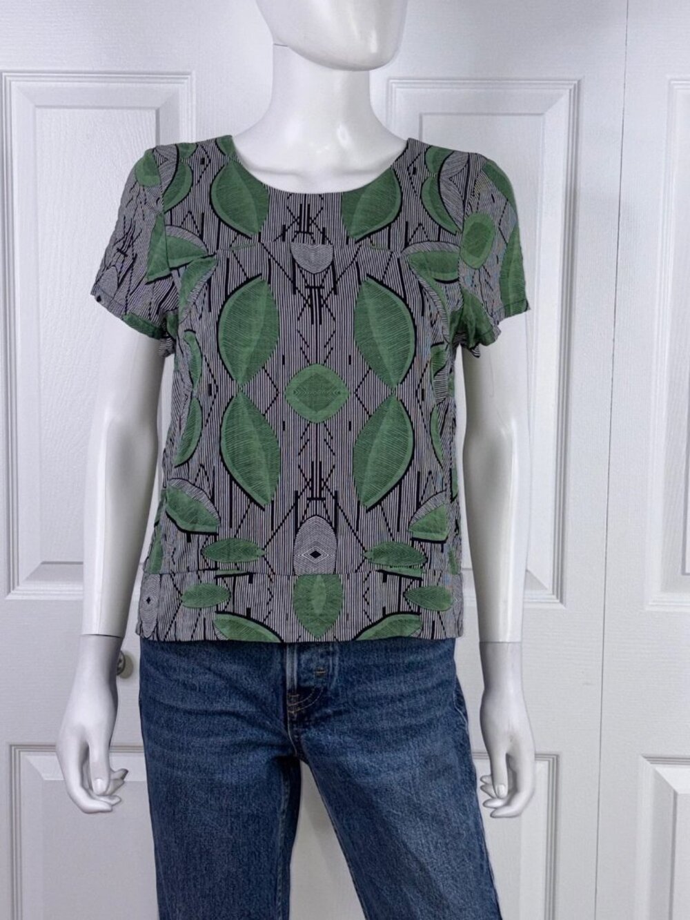 CHERRY BOBBIN women's short-sleeved blouse medium